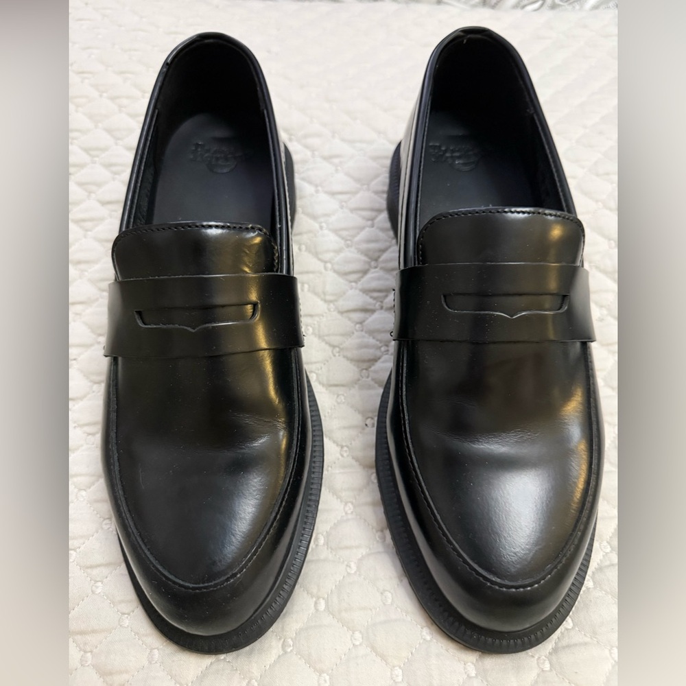 Classic Black Loafers - Dr. Martens (Temara)